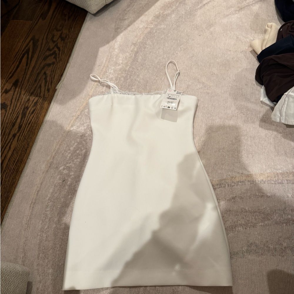 LACE TRIM FITTED DRESS White Ref 3067/349